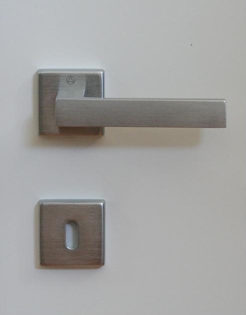 Maniglia York-z quadra cromo satinato