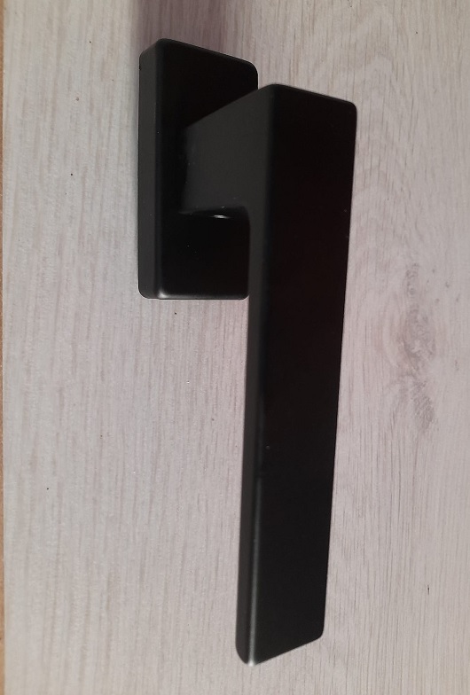 Maniglia nera per porta in alluminio Kubo Fimet Maniglia nera per porta in alluminio Kubo Fimet