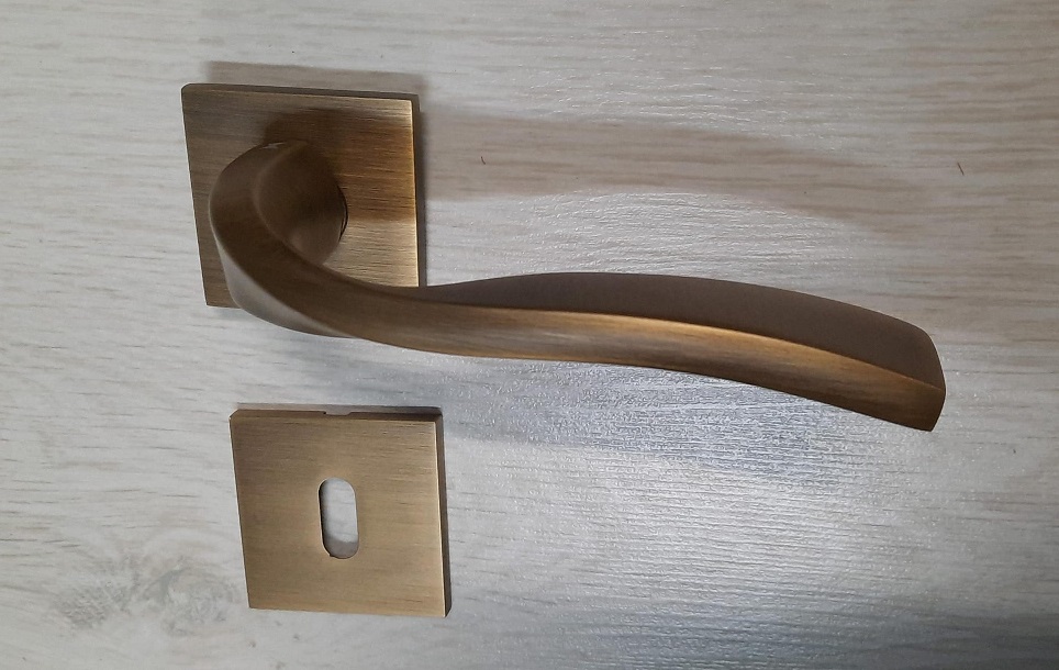 Maniglia per porta Viper bronzo graffiato FIMET cod.  1401