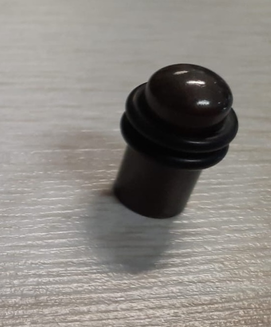 Reggipiano con gommini bronzato 345 elab 