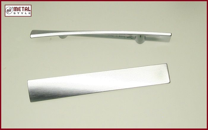 Maniglia per mobile  ONDA versione  Destra  Marella  15182 