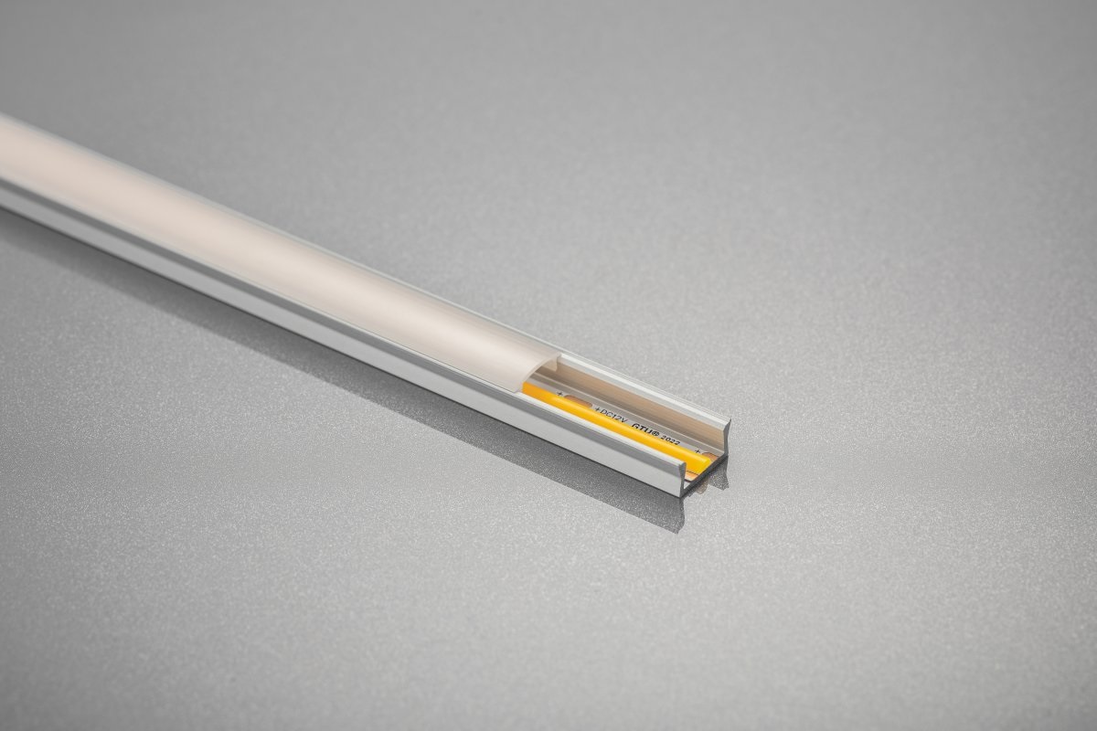 Profilo piatto in alluminio per striscia led da 2 mt con diffusore