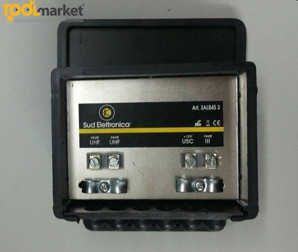 Amplificatore per antenna 2 uscite 