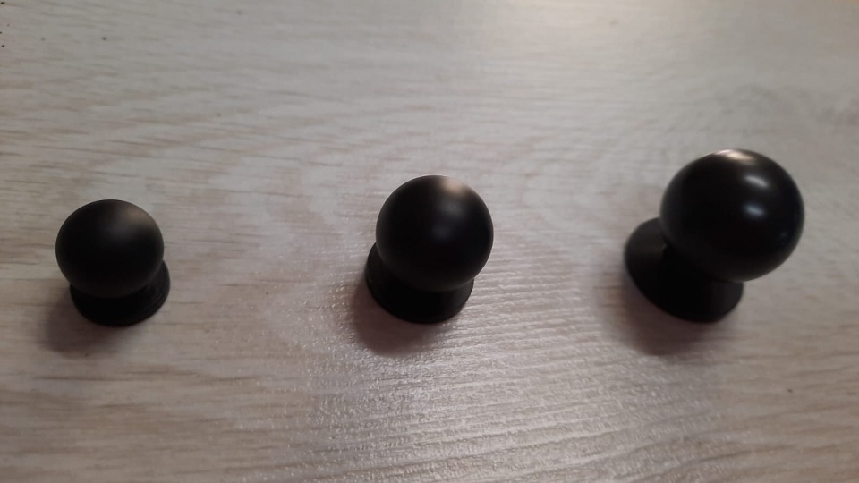Pomolo per mobile nero opaco art 710 varie misure - ELAB  