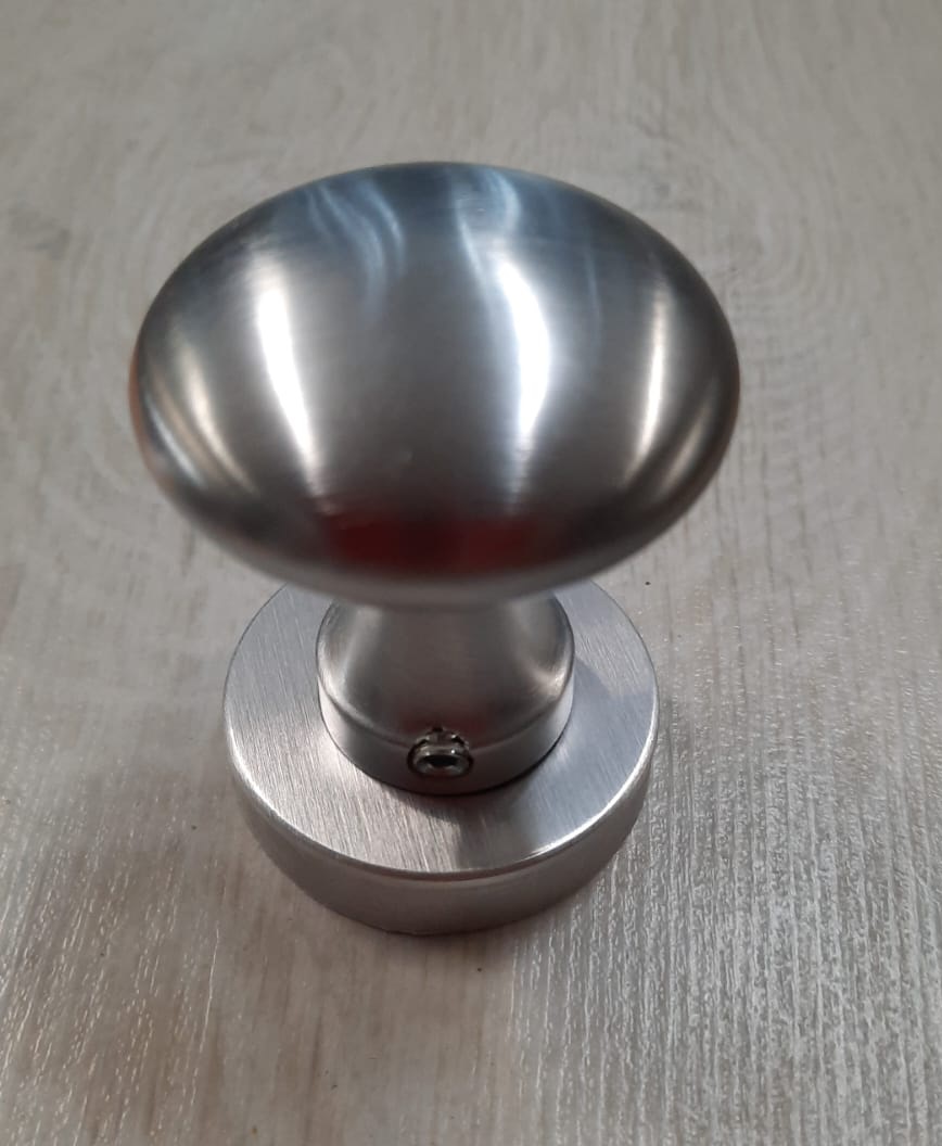 Pomolo per porta Gemini  diametro 40 Cottali varie finiture