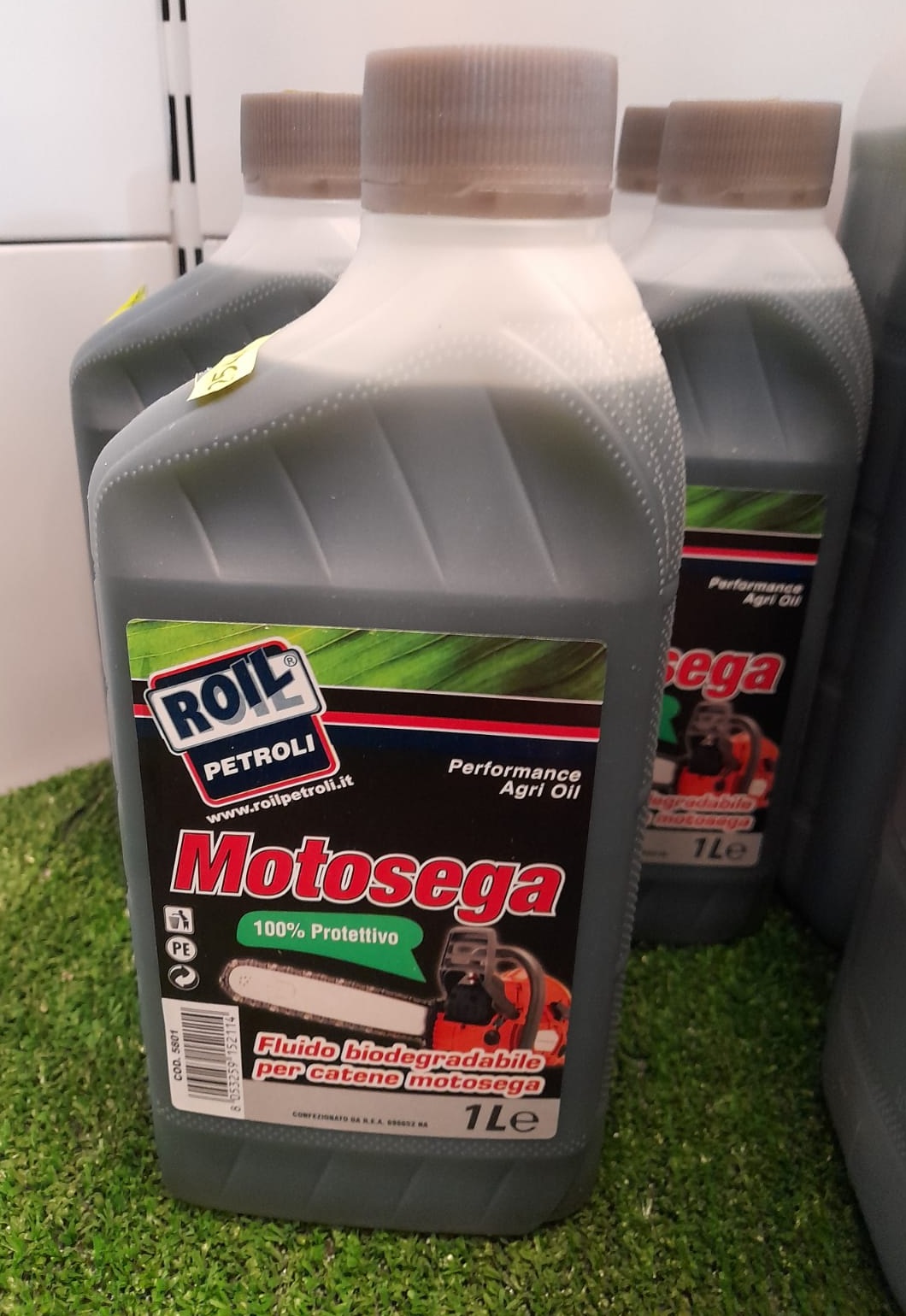 https://www.toolmarket.it/media/32/0d/26/1657359916/olio-motosega-1lt.jpg