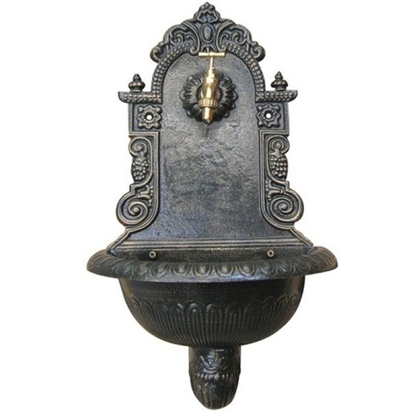 Fontana in ghisa anticata da parete Capaldo