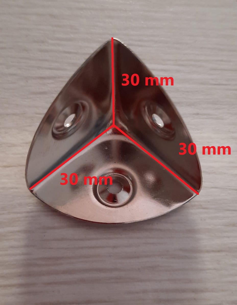 Angolari per Bauli e casse da 30 mm acciaio nichelato 