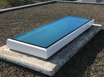 Finestra lucernario FlatLight in vetro su misura
