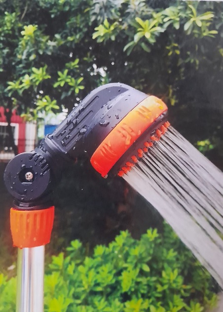 Doccia da giardino con treppiede