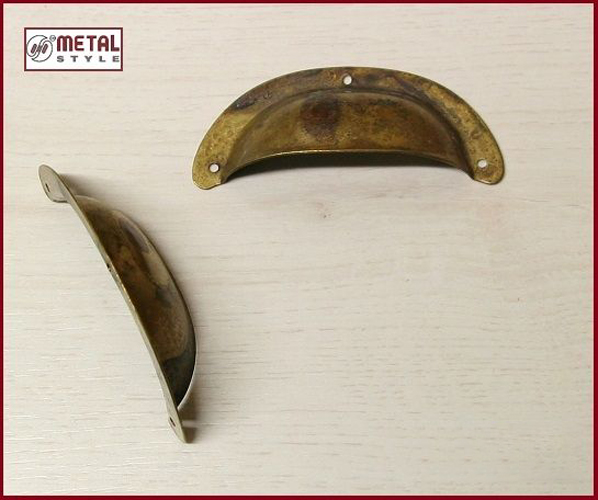 Maniglia per mobili anticata a conchiglia per mobili 151220770003 METAL STYLE
