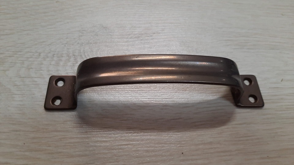 Maniglia a ponte  da 140 mm in ottone  bronzato  