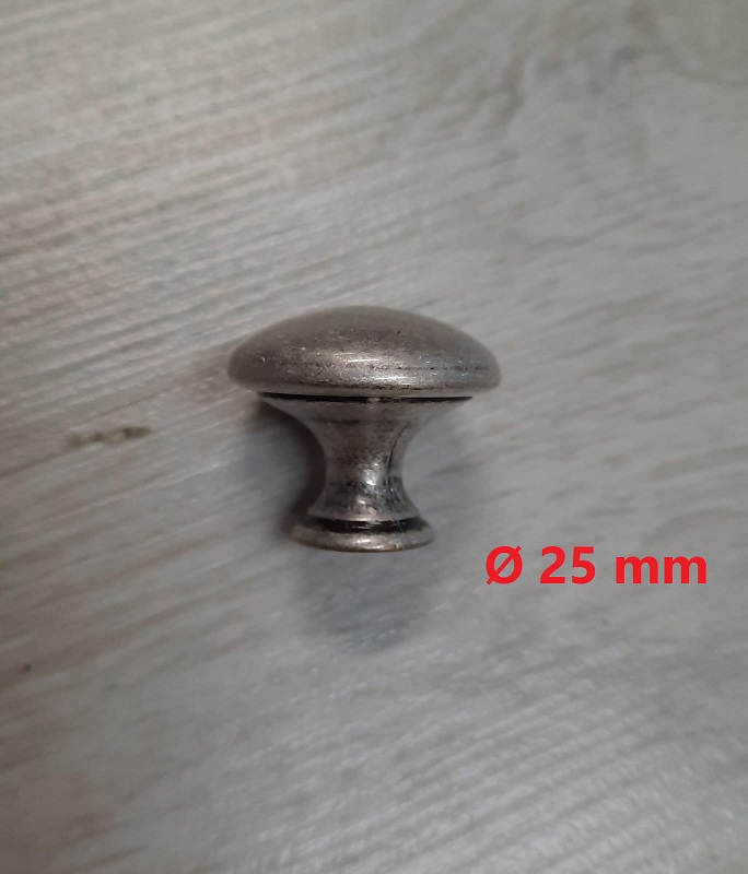 Pomolo per mobile argento vecchio  WPO2024/25.00E8 Giusti