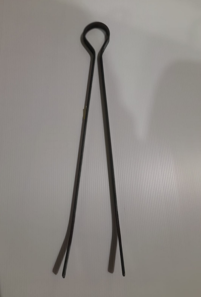 Pinza in ferro per  camini cm 43