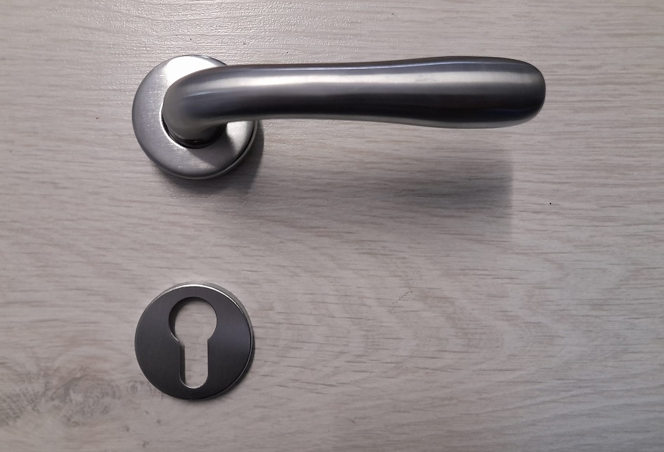 Maniglia per porta Amalfi Fimet ottone cromo satinato  