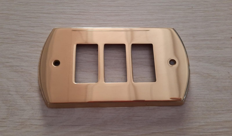 Coprinterruttore Classic magic in ottone lucido 3 fori