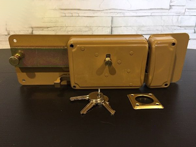 FF serratura ferroglietto verniciata per ferro con scrocco P65