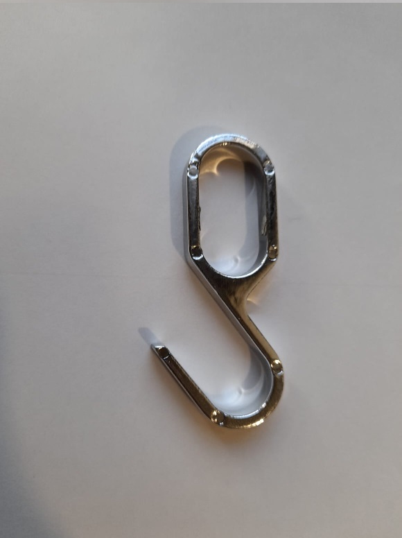 Gancio  per tubo ovale cromato piccolo