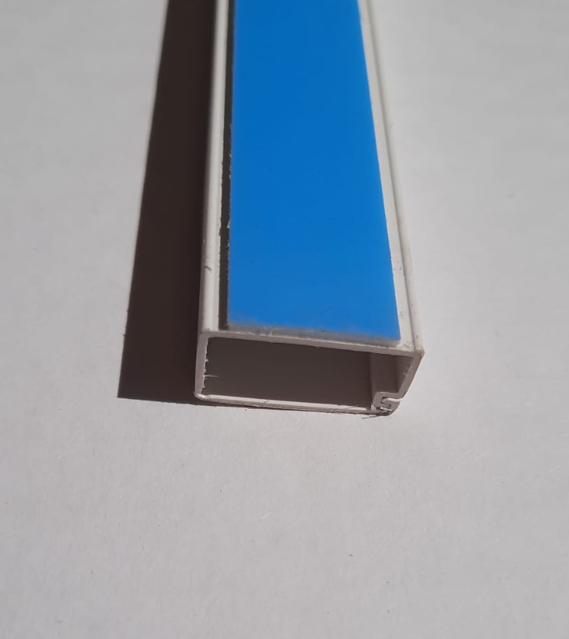 Canalina elettrica ADESIVA 20 x 10 mm asta da 2 mt 