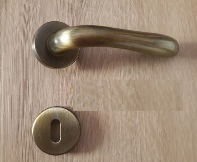 Maniglia per porta Clara- Amalfi in ottone bronzato 