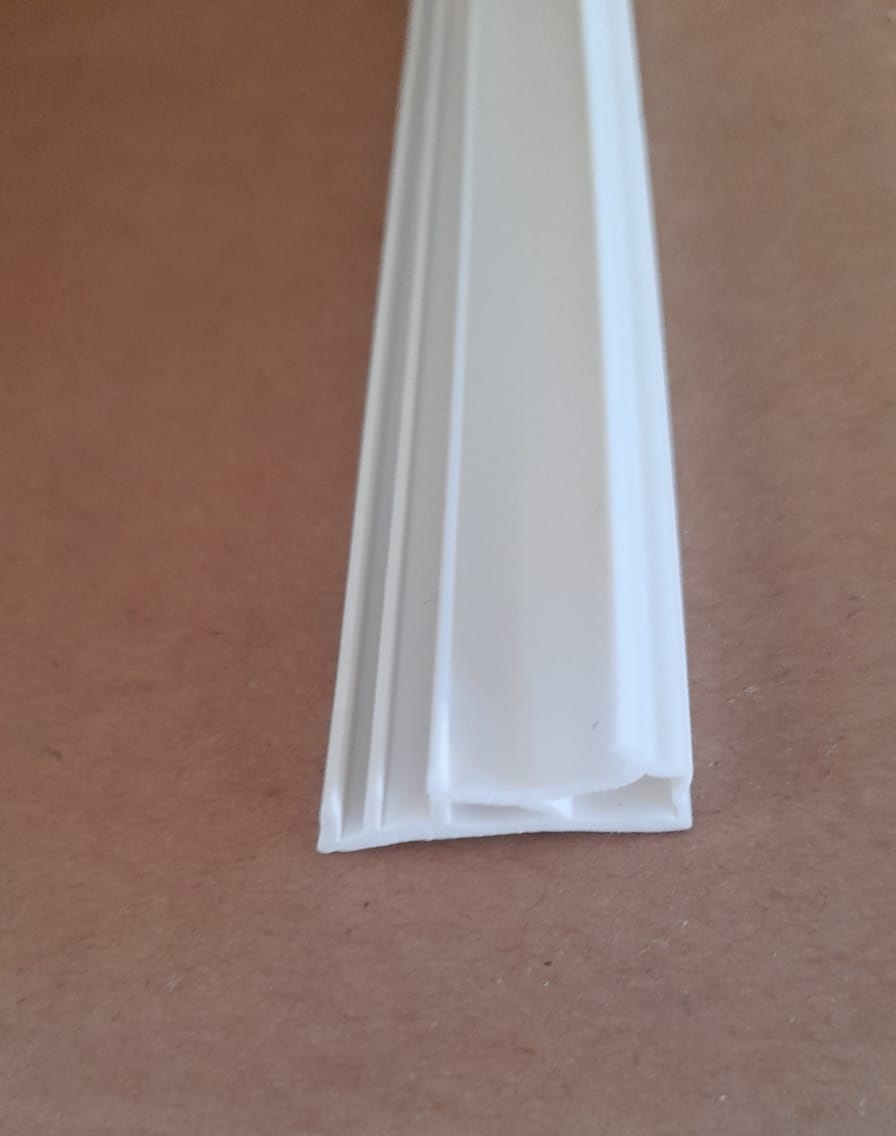 Guarnizione per infissi A147K Roverplastik