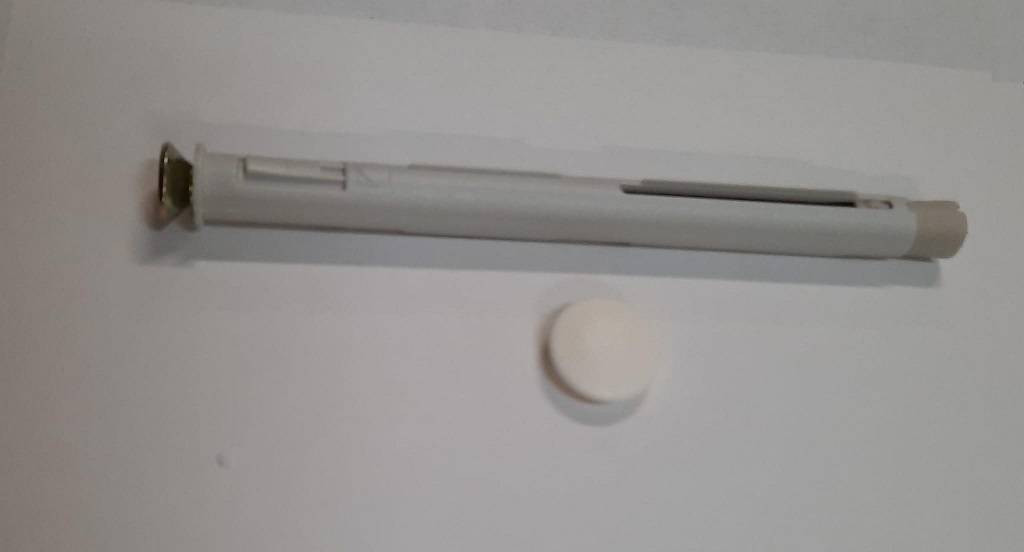 Tasselli e vite testa svasata piana 10 x 120  con tappo ELEMATIC 