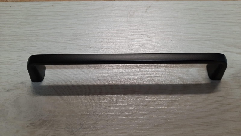 Maniglia per mobile nero opaco  WMN883.160.00N4 Giusti