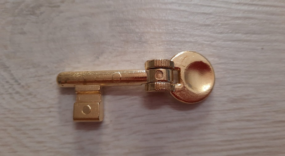 Chiave snodo per serrature a gancio B00502