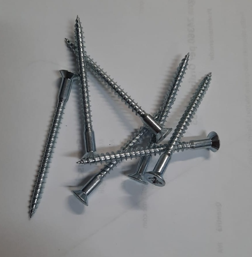 viti per legno testa svasata piana PZ con foro e alette svasanti  Ø 4.5 conf. da  100 pz