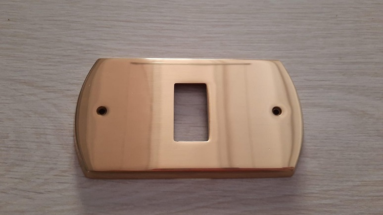Coprinterruttore Classic magic in ottone lucido 1 foro   