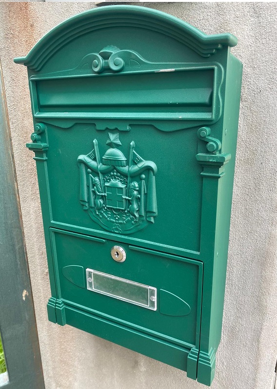 Cassetta postale Verde Chiaro in Alluminio Residencia Arregui  