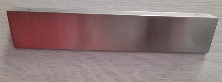 Maniglia piatta rettangolare per mobili in cromo satinato METAL STYLE E7661.038