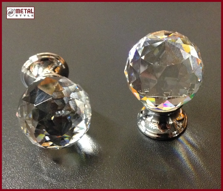 Pomolo cristallo sfera/cromo Metalstyle 24EM.050055.xx