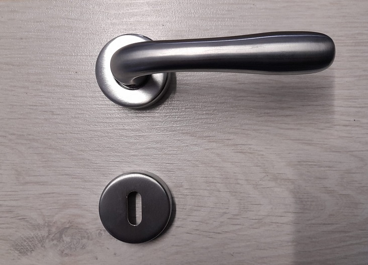 Maniglia per porta Amalfi Fimet ottone cromo satinato  
