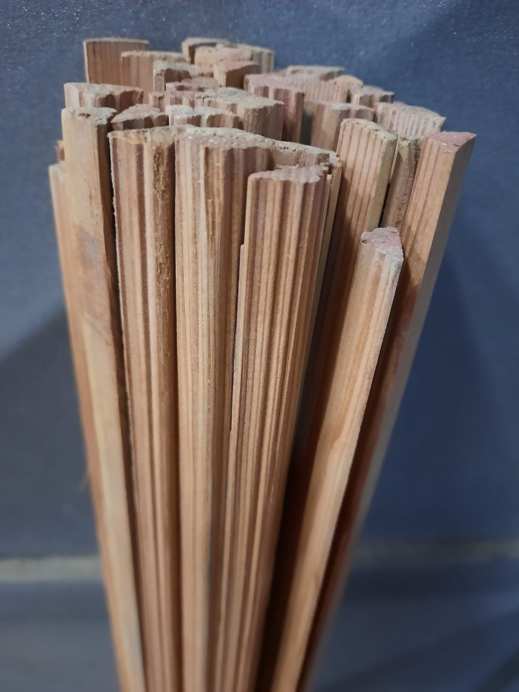 Cornice Legno sovrapposta art.28 da 1 mt