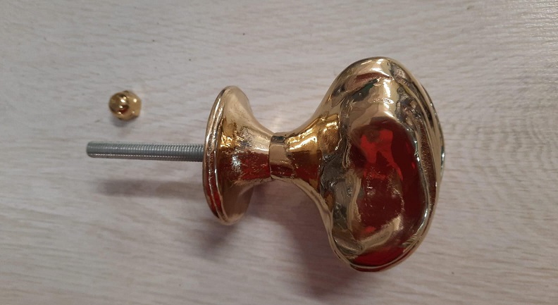 Pomolo per porta in ottone massiccio SERENADE poggi e mariani