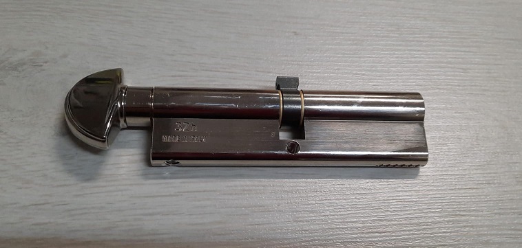 Cilindro europeo con nottolino da 110 mm centrato cromo lucido SCUDO AGB 