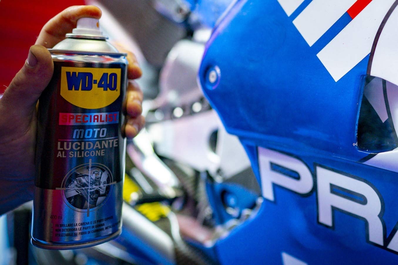 Lucidante al silicone per moto specialist - WD40