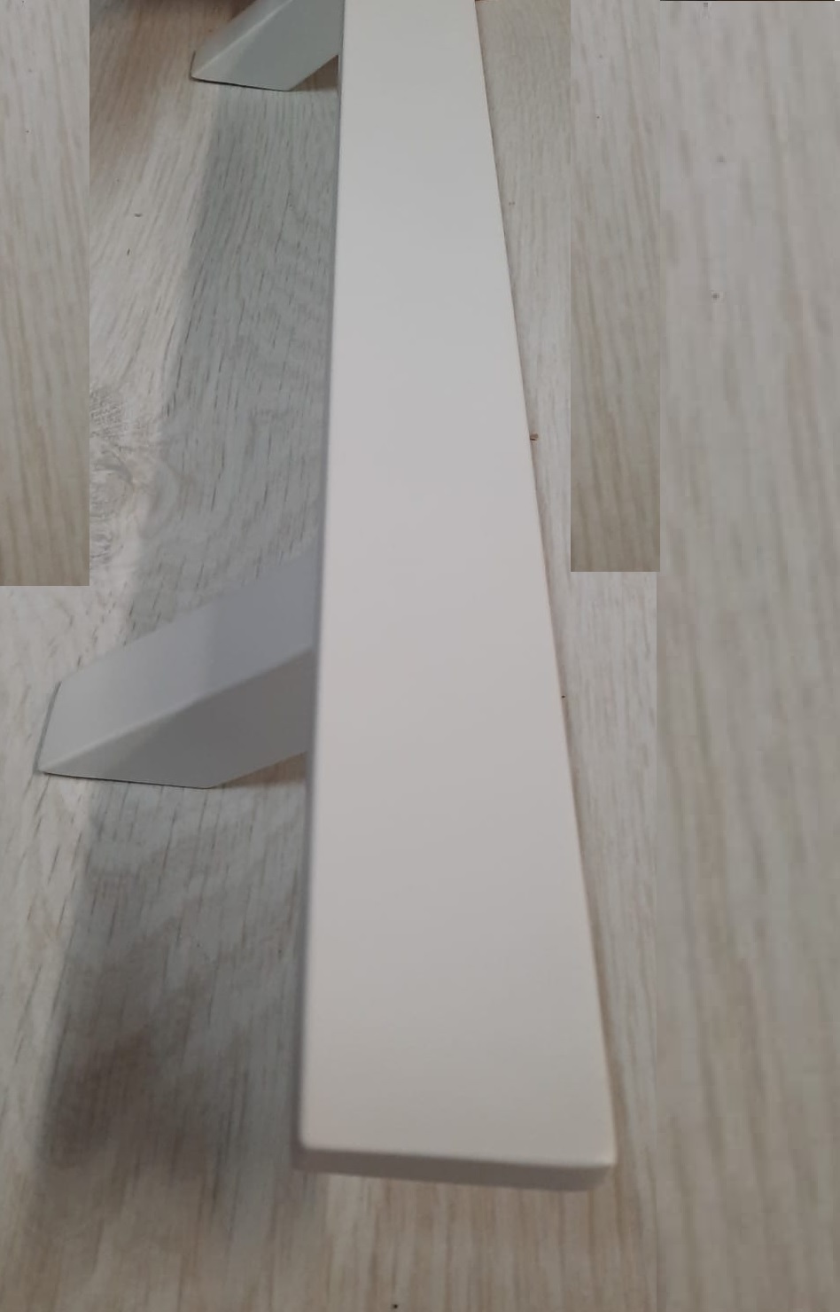 Maniglione inox BIANCO RAL 9016 inclinato OREGON 841Z  da 500mm 