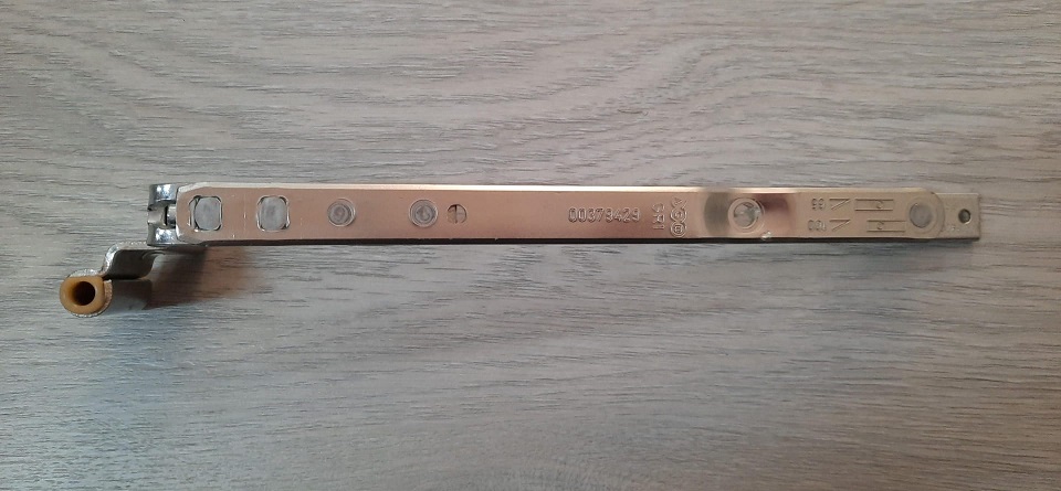 Braccio forbice legno AGB  A51911.22.xx  Interasse 9  battuta 15 mm per anta ribalta AGB Artech 