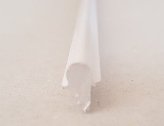 Binario plastica incasso per scorrevoli mt3 Bombato