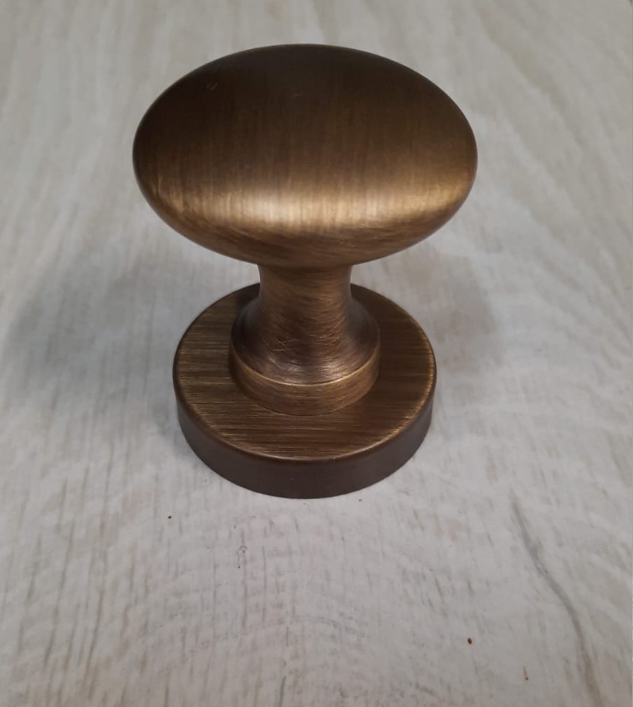 Pomolo per porta Gemini  diametro 40 Cottali varie finiture