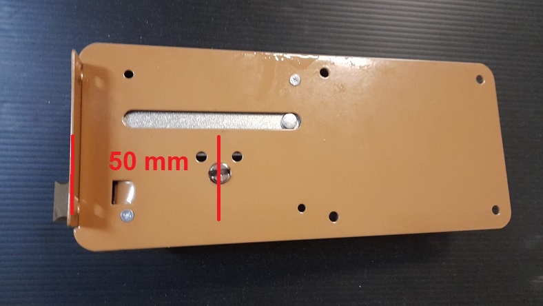 Serratura ferroglietto per LEGNO a 5 mandate P50 con scrocco FF