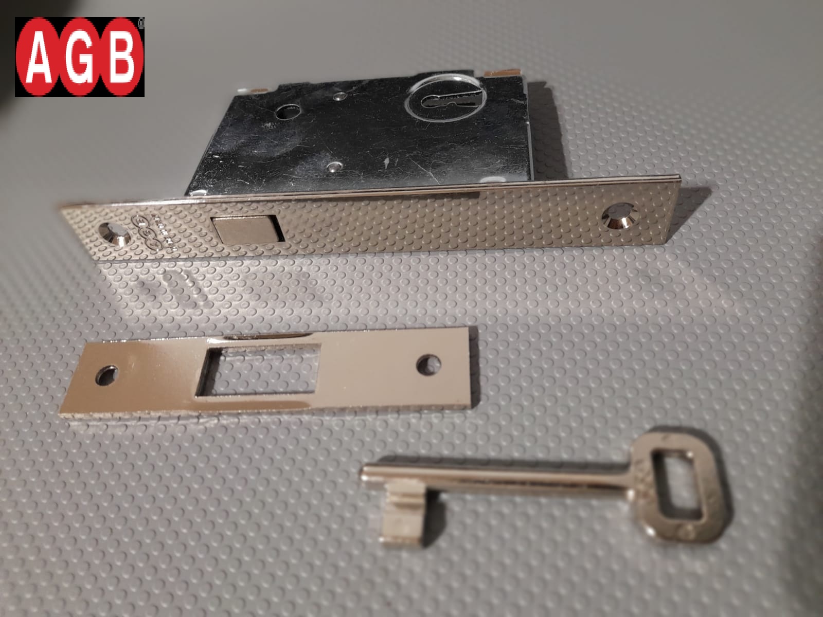 Serratura a gancio nichelata AGB B00704xx06