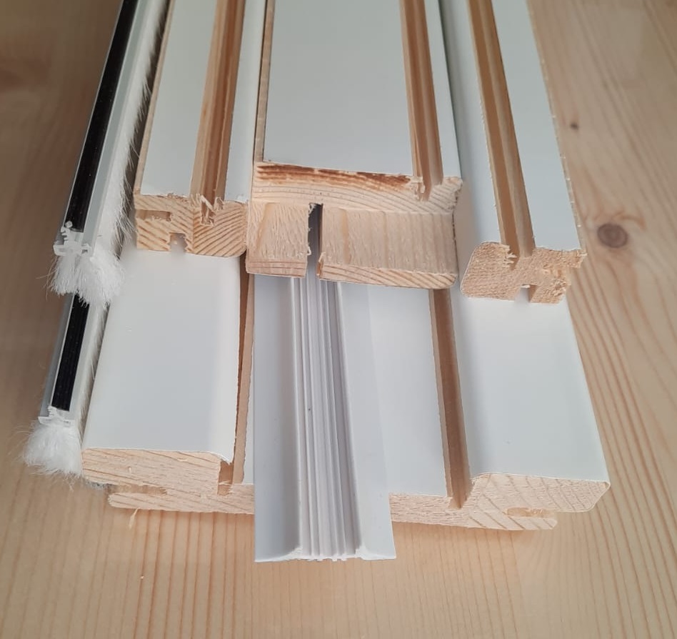 Kit Stipite Piatto Bianco  per porte a scomparsa a scrigno 