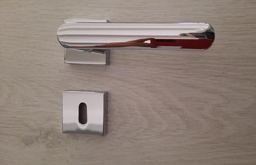 Maniglia per porta FIVE cottali quadra cromo lucida 