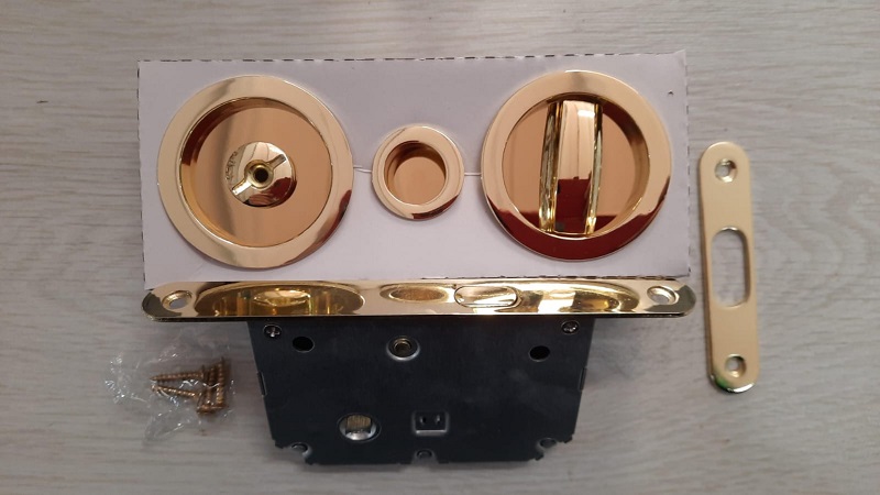 Kit maniglie tonde con serratura per porte scorrevoli 