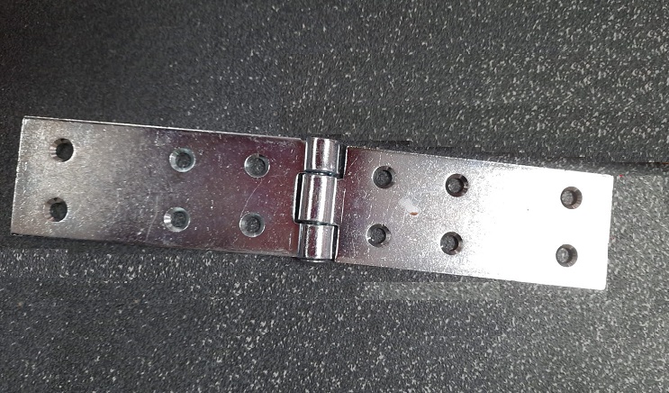 Cerniera zincata metallica da mm 200 x 34