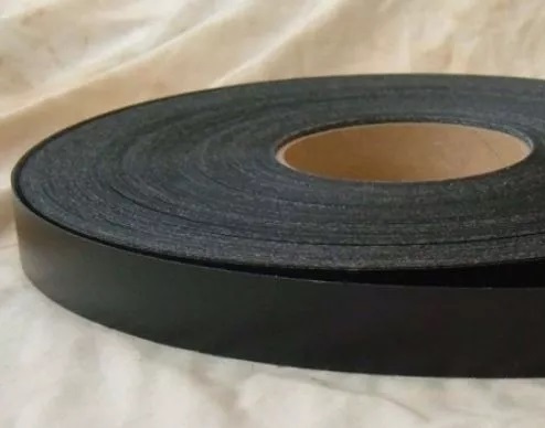 Bordo precollato laminato nero opaco h 22  mt 50 