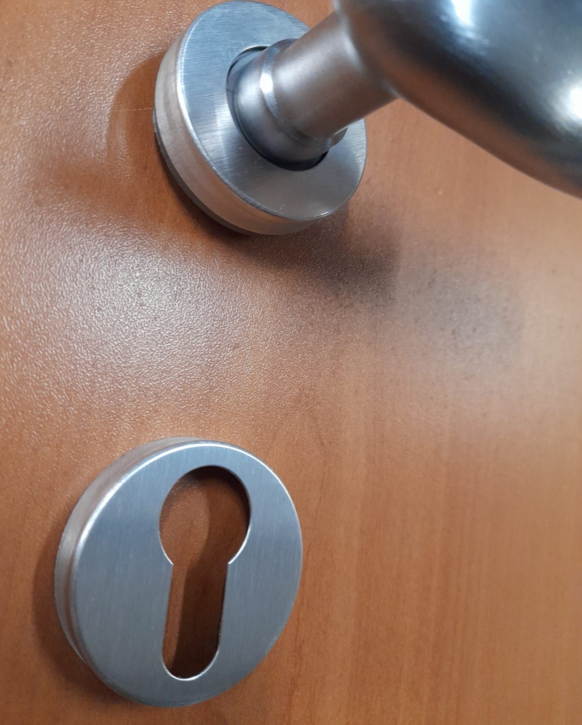 Pomolo maniglia coppia cromo satinato per porta Riva cottali